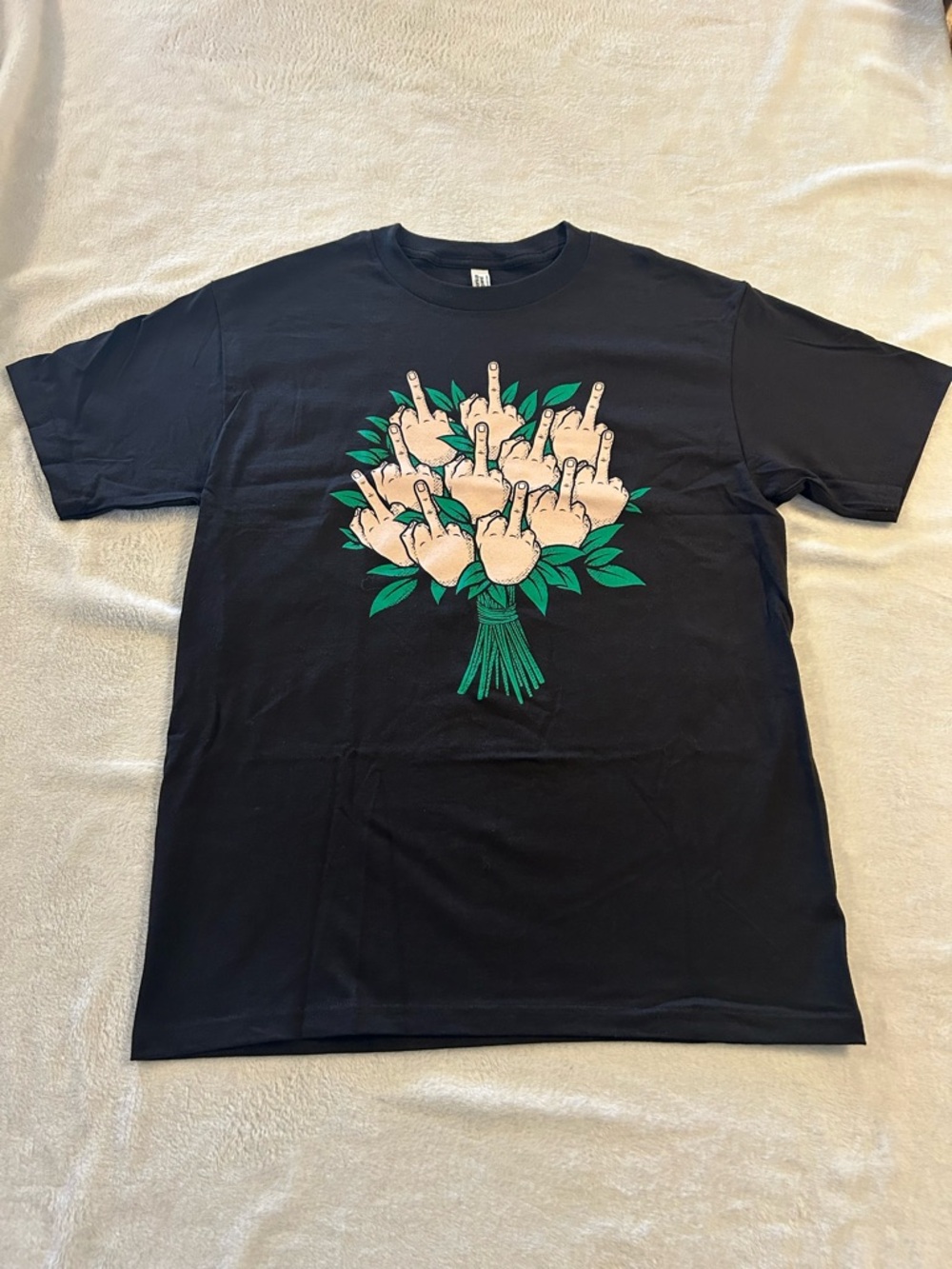 Floral Middle Finger Bouquet Black Cotton T-Shirt Short Sleeve Size Medium